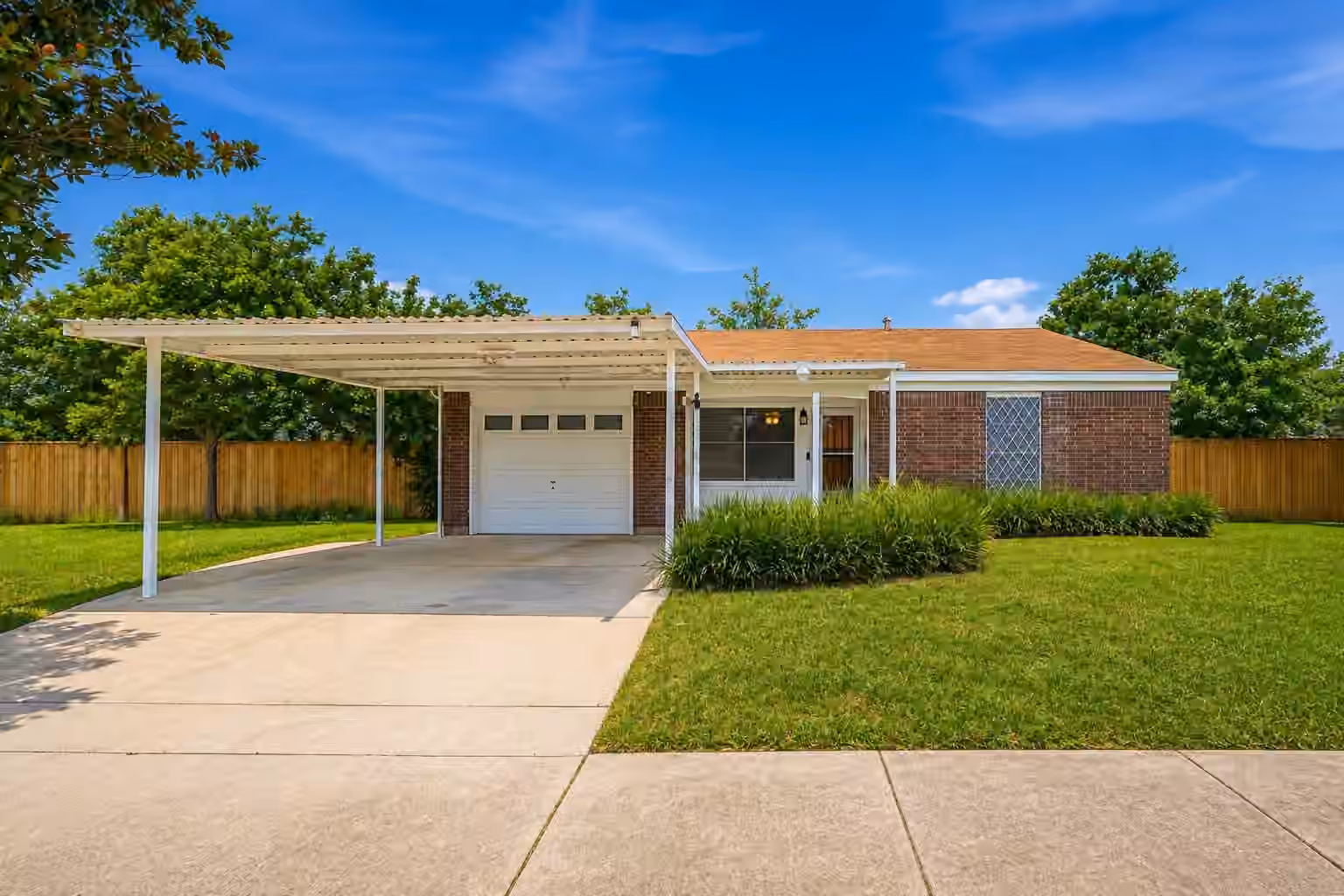 Photo of 4018 Darlinghurst Drive, Houston, TX 77045