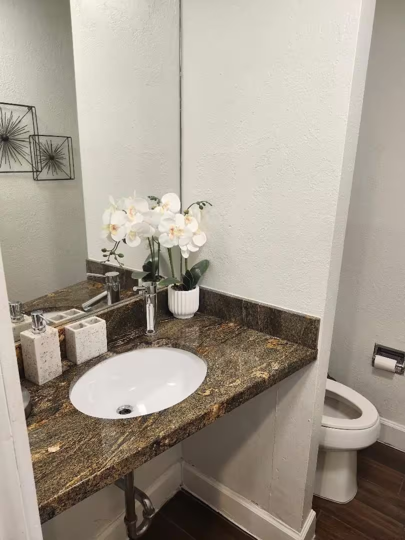 Photo 4 of 2675 Marilee Lane Lane, Houston, TX