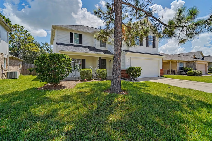 Photo 7 of 3105 Centennial Village Drive, Pearland, TX