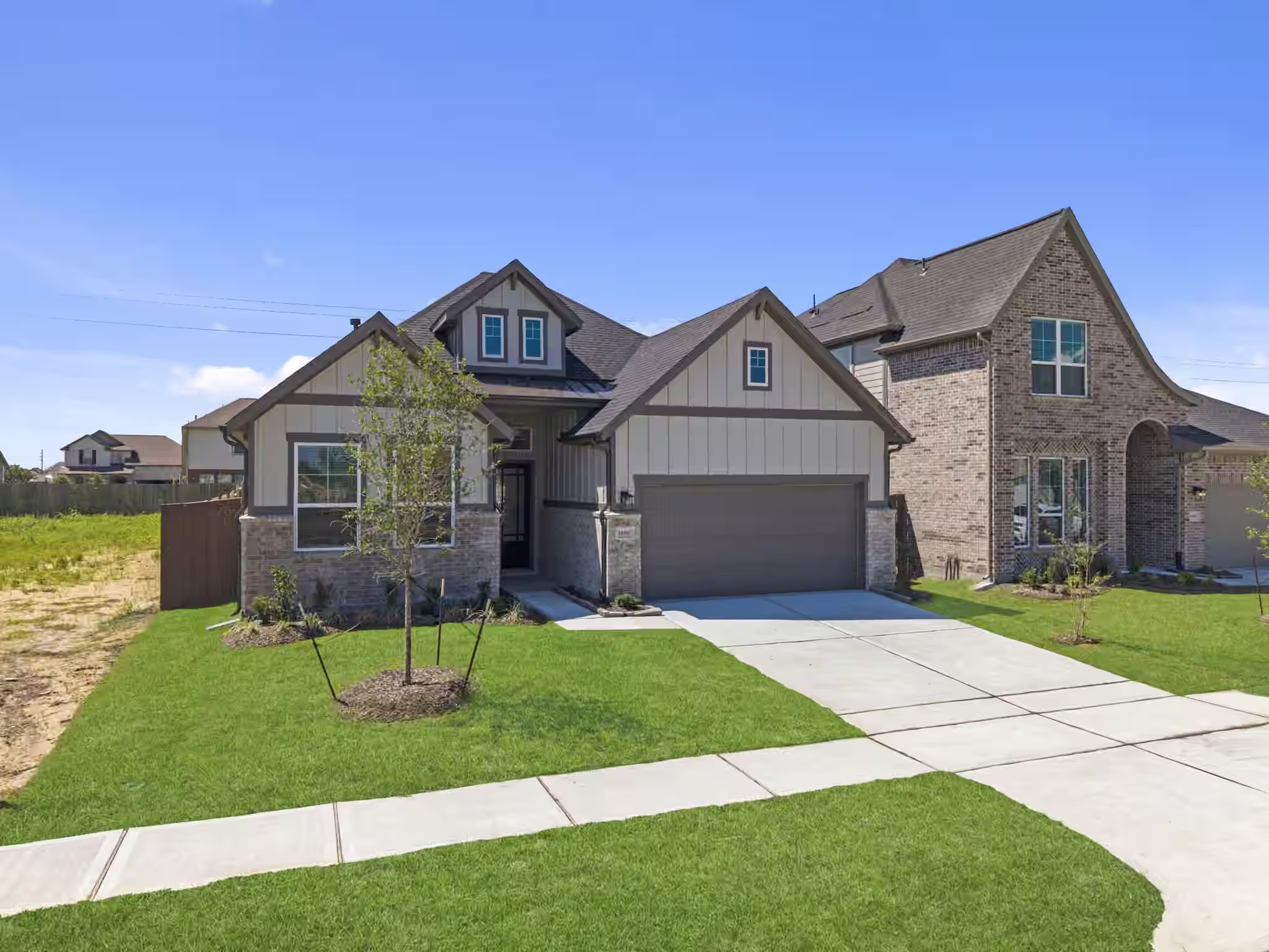 Photo 3 of 14910 Buffalo Head Street, Mont Belvieu, TX