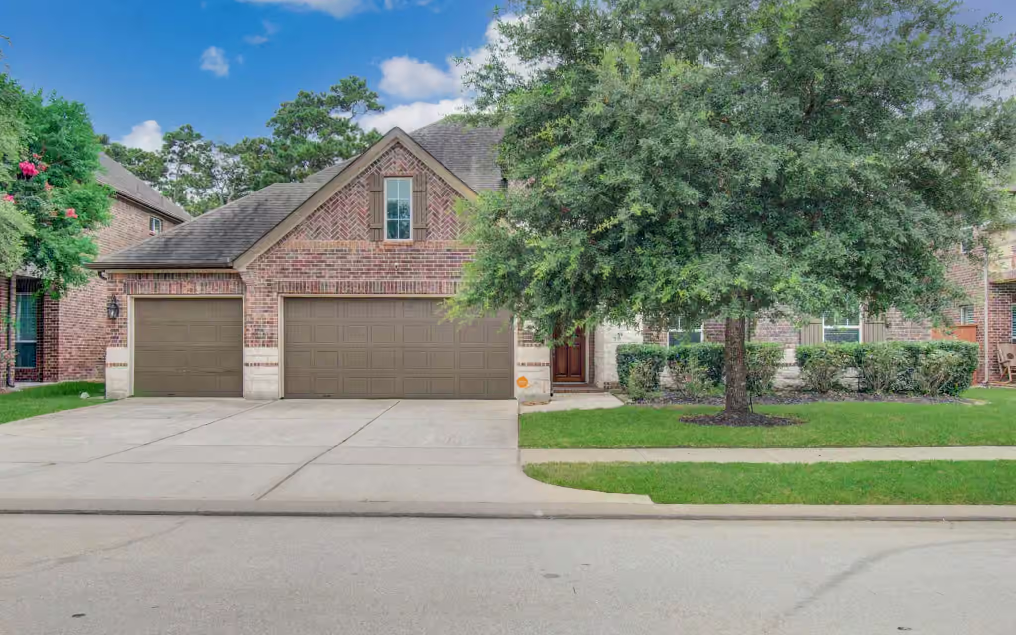 Photo of 13812 N Lake Branch Lane, Houston, TX