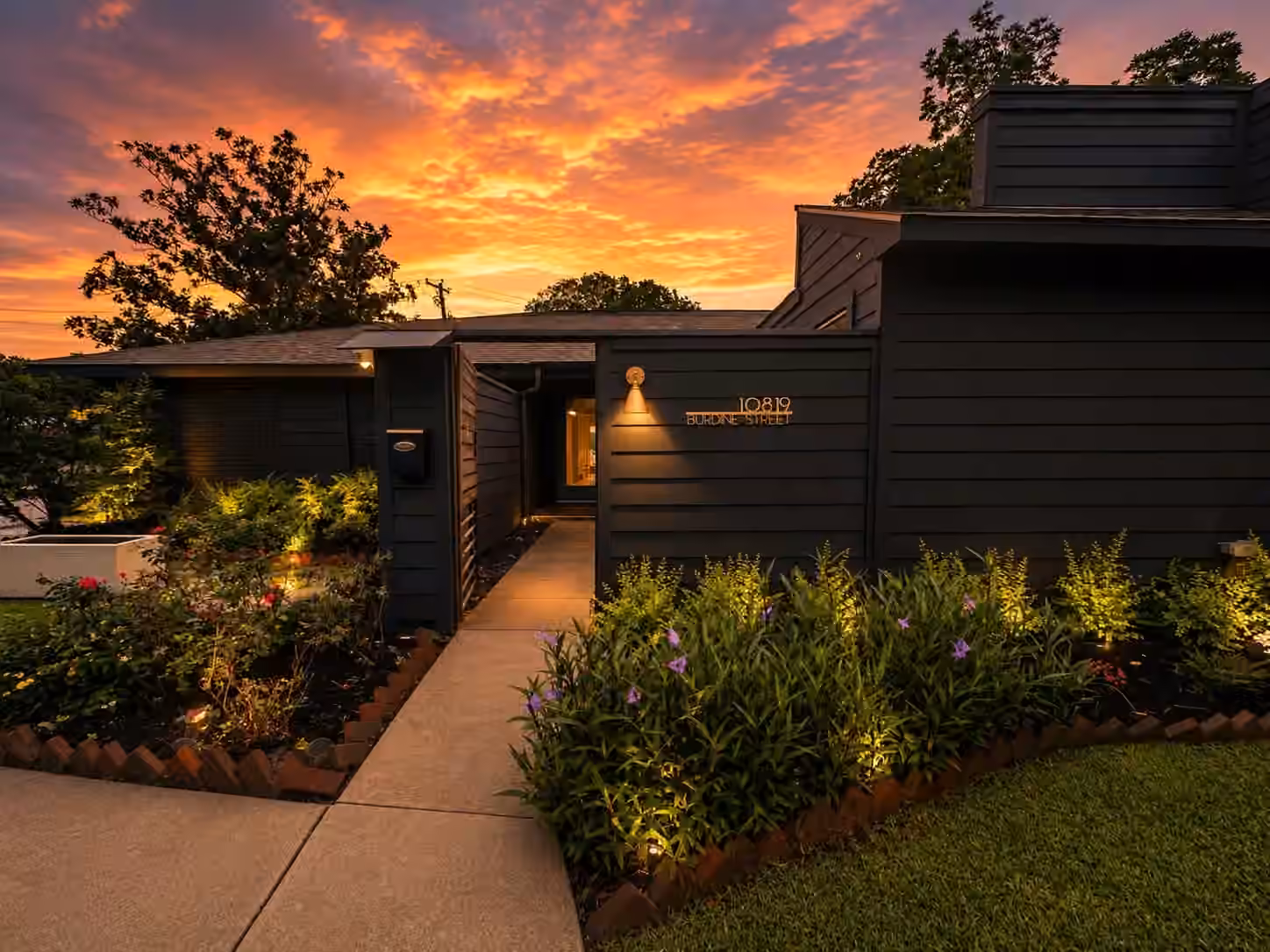 Photo of 10819 Burdine Street, Houston, TX