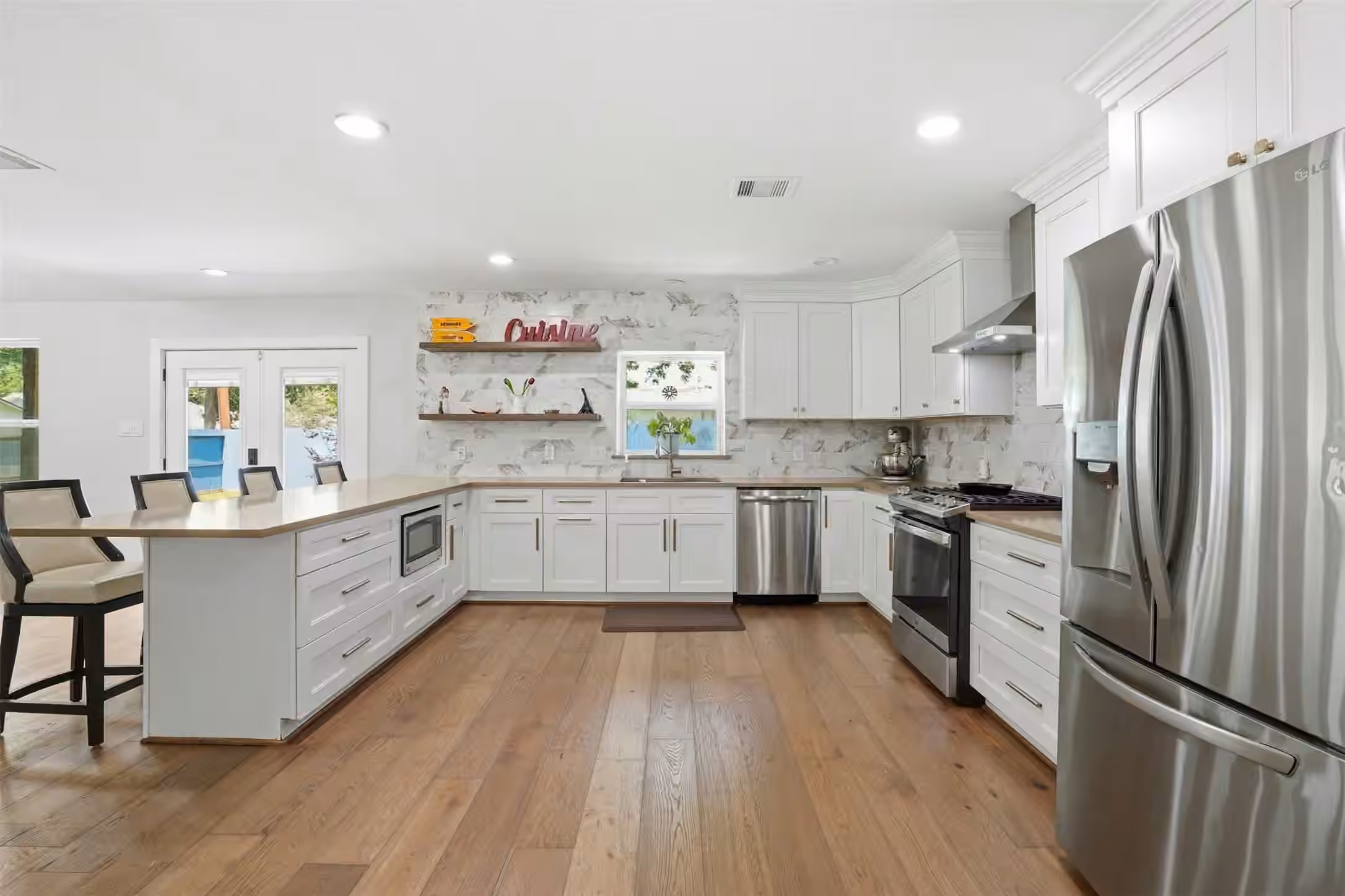 Photo 4 of 10819 Burdine Street, Houston, TX
