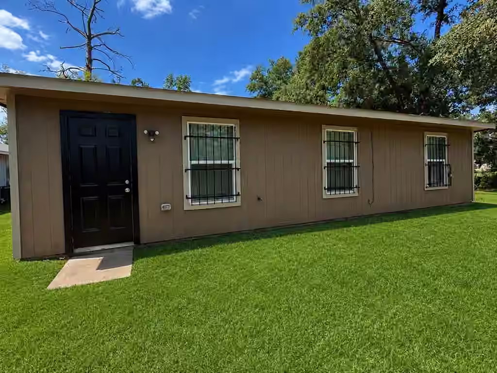 Photo 2 of 5609 Langley Road, Houston, TX