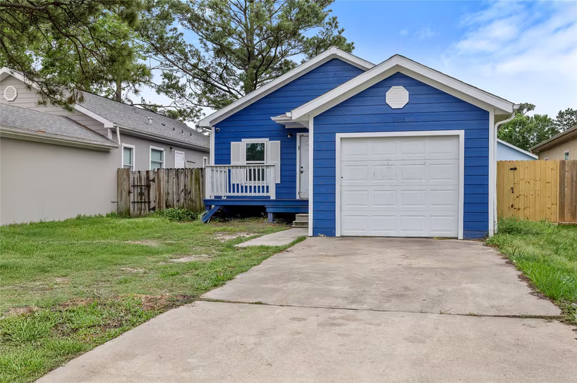 Photo 3 of 11938 Greenglen Drive, Houston, TX
