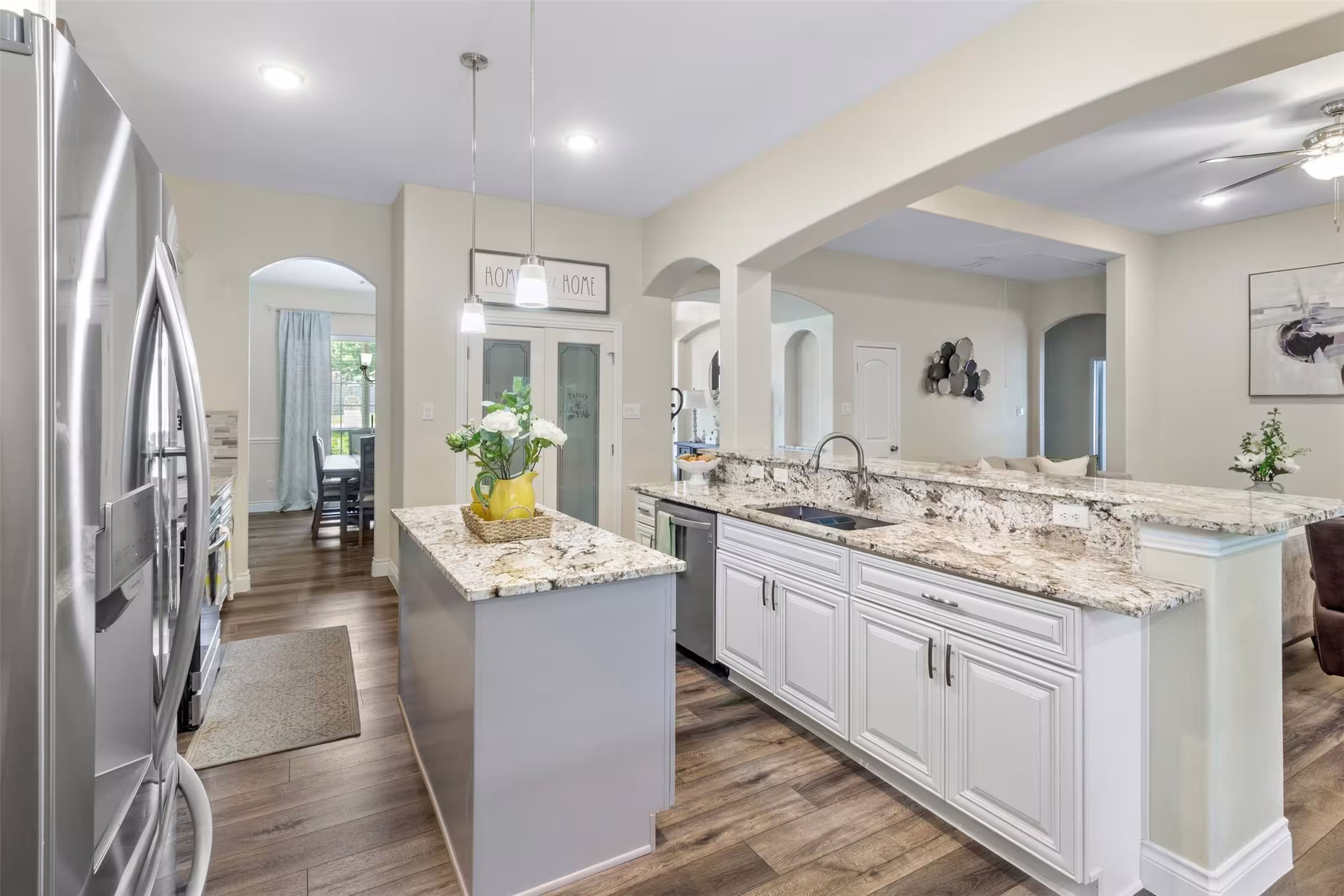 Photo 7 of 13336 Lake Breeze Lane, Willis, TX