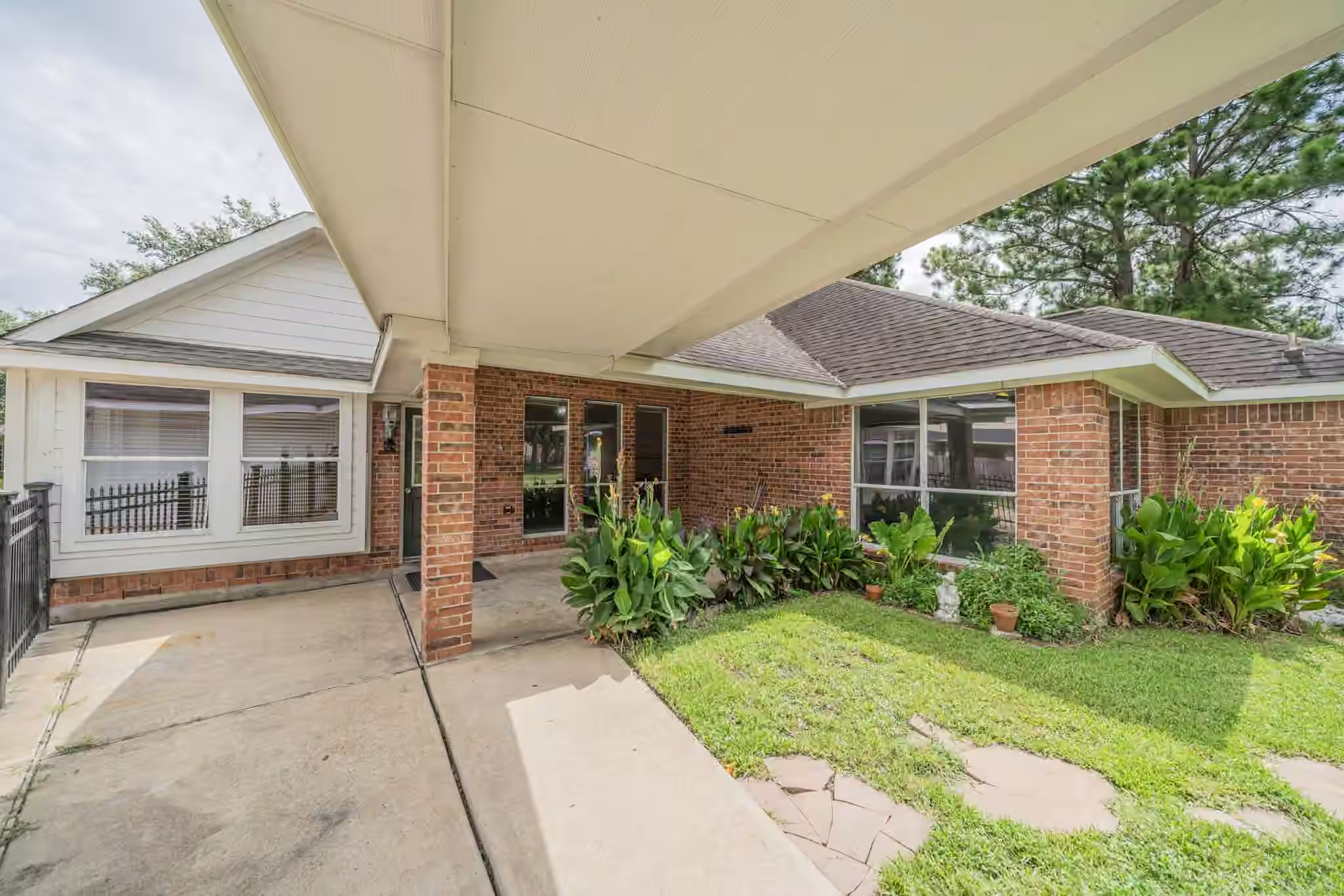 Photo 3 of 17307 Celeste River Court, Houston, TX