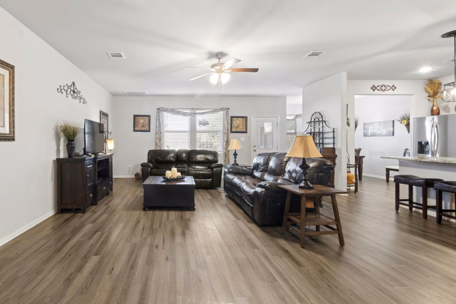 Photo 4 of 3519 Topango Drive, Pasadena, TX