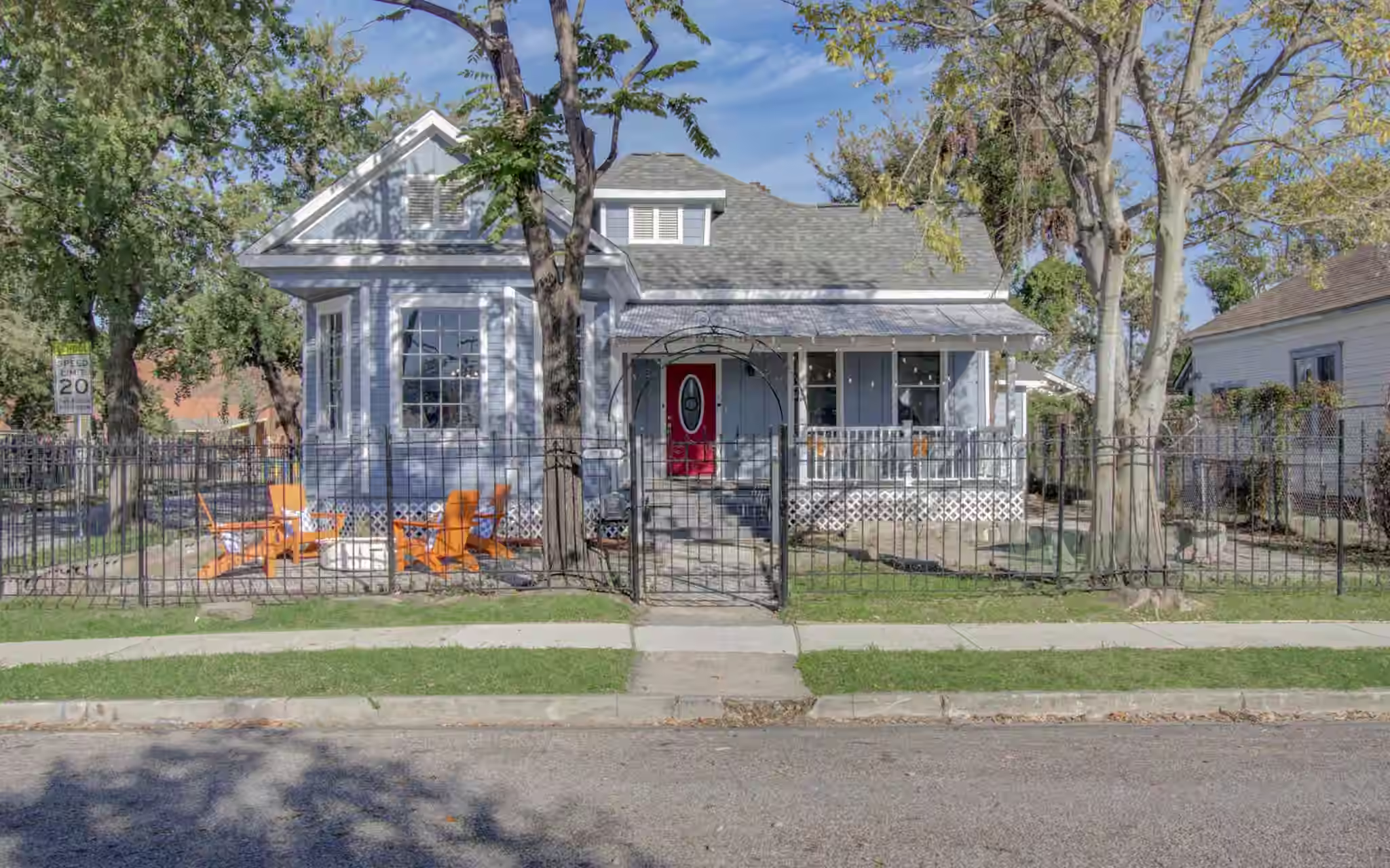 Photo 2 of 2118 Common Street, Houston, TX