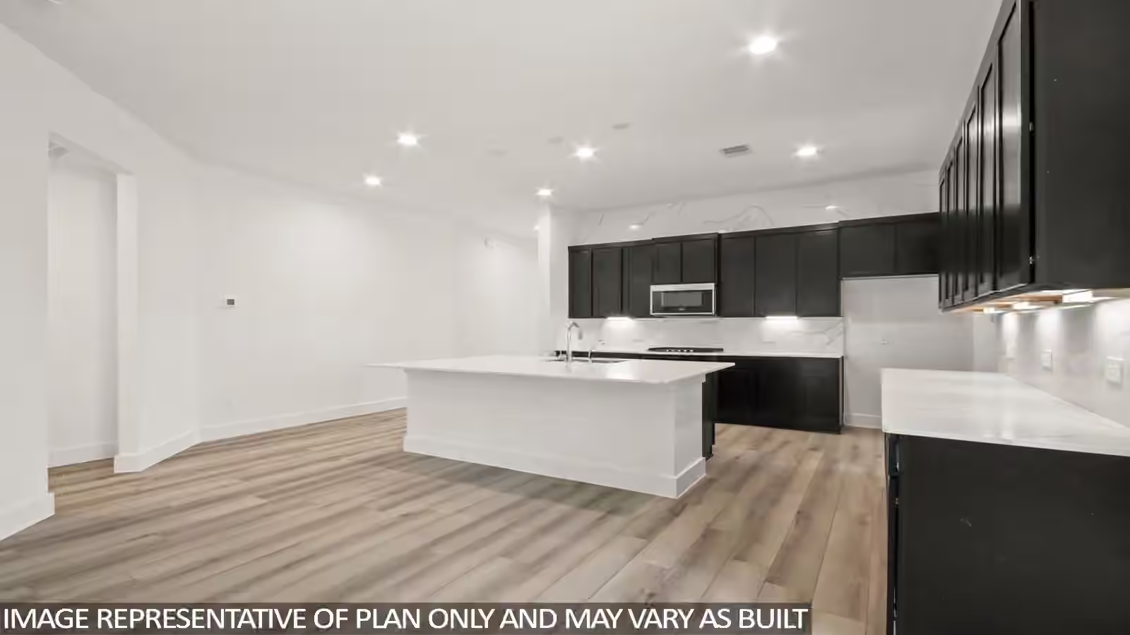 Photo 7 of 606 Paisley Harbor Court, Conroe, TX