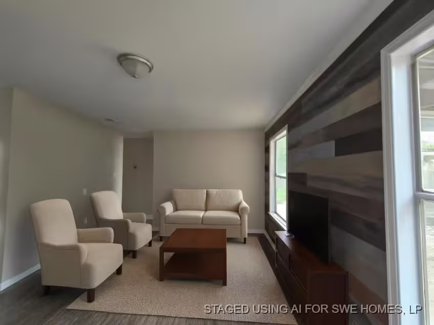 Photo 5 of 1110 Greencroft Street, Channelview, TX