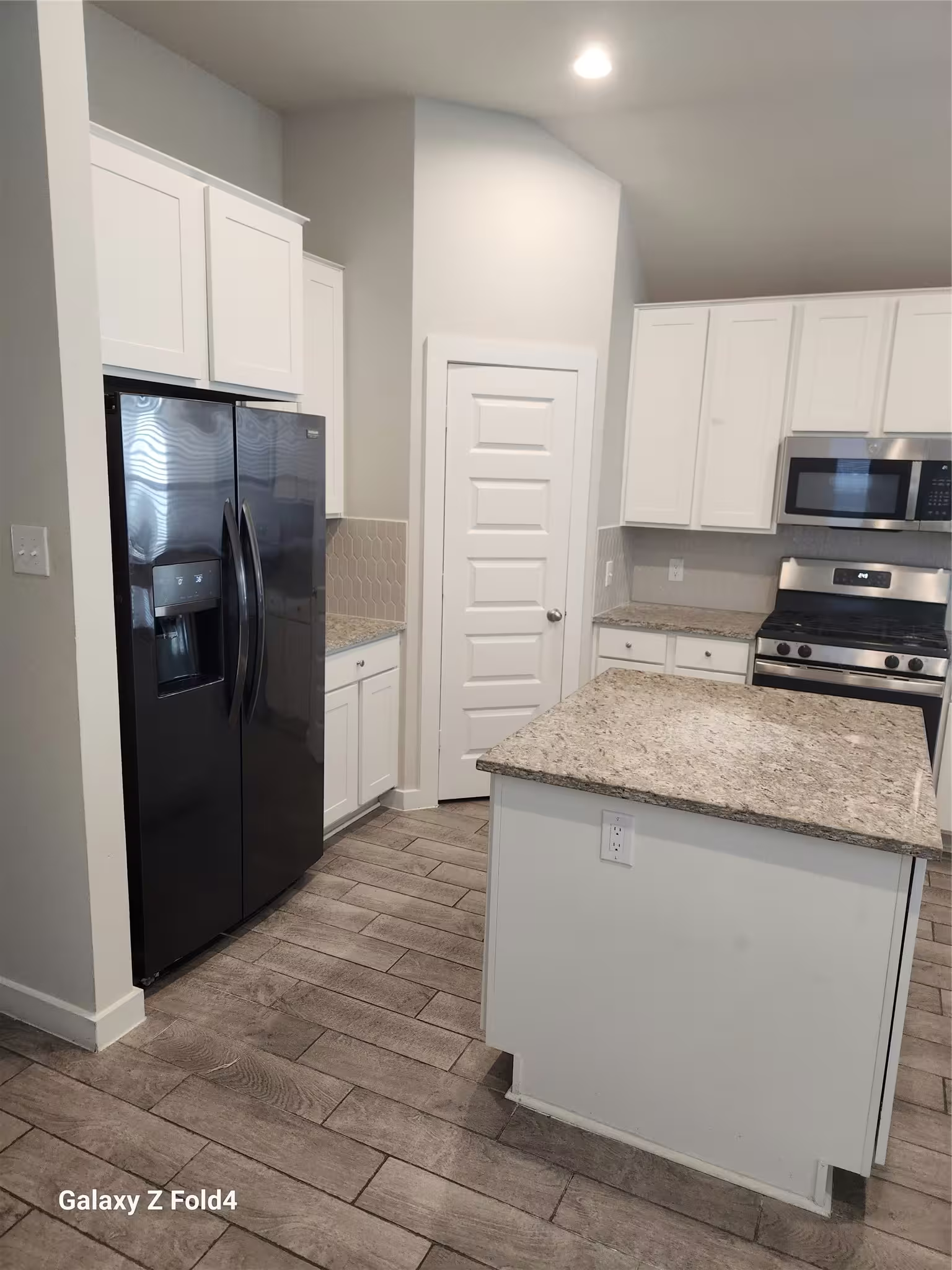 Photo 6 of 4326 Wyanngate Drive, Spring, TX