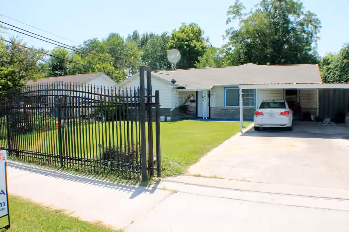 Photo of 11125 Bentley Street, Houston, TX