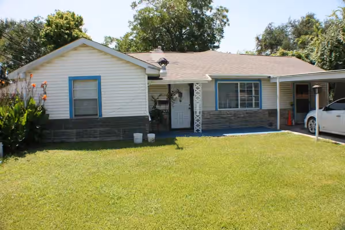 Photo 4 of 11125 Bentley Street, Houston, TX