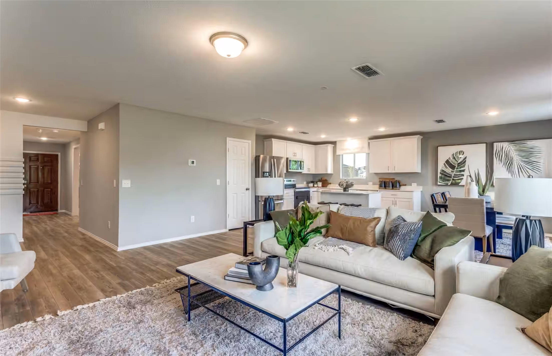 Photo 4 of 917 Silver Buckle Lane, Montgomery, TX