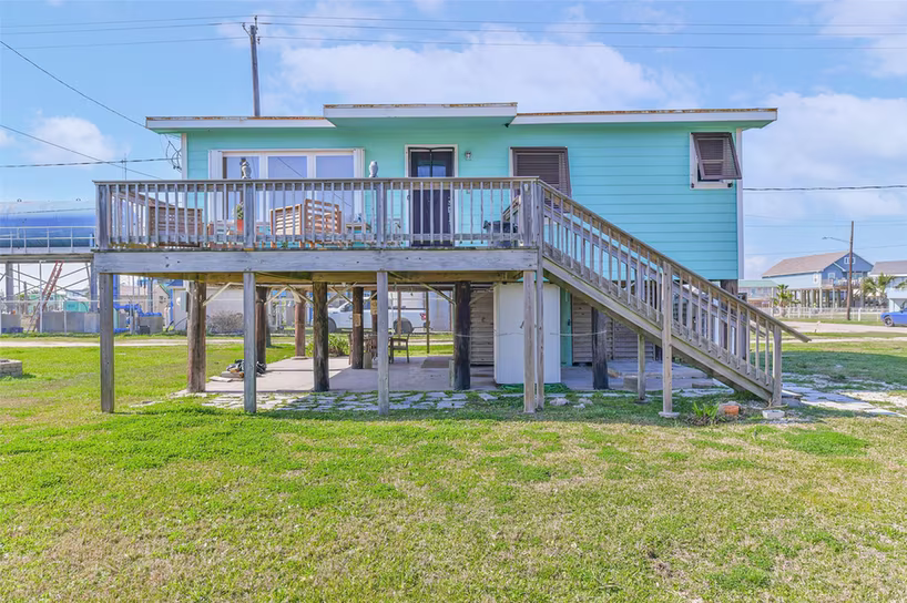 Photo 3 of 311 Oyster Street, Surfside Beach, TX