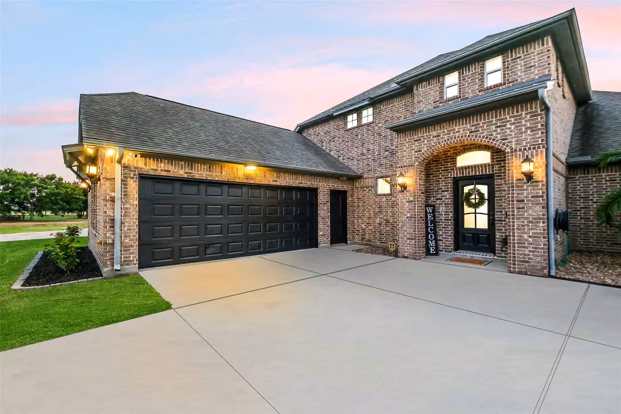 Photo 5 of 11834 Bisonte Street, Needville, TX
