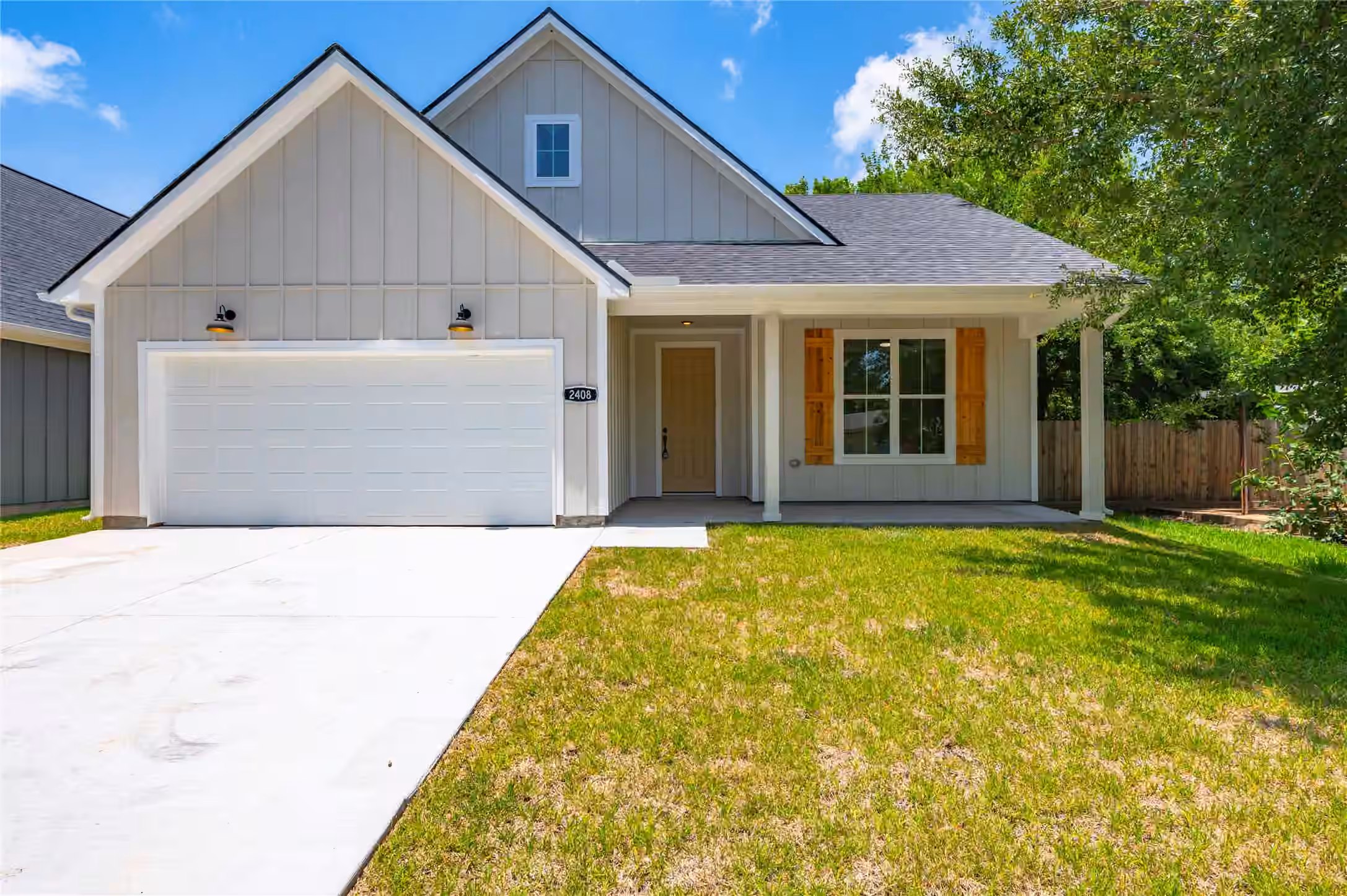 Photo of 2408 28th Ave N, Texas City, TX 77590