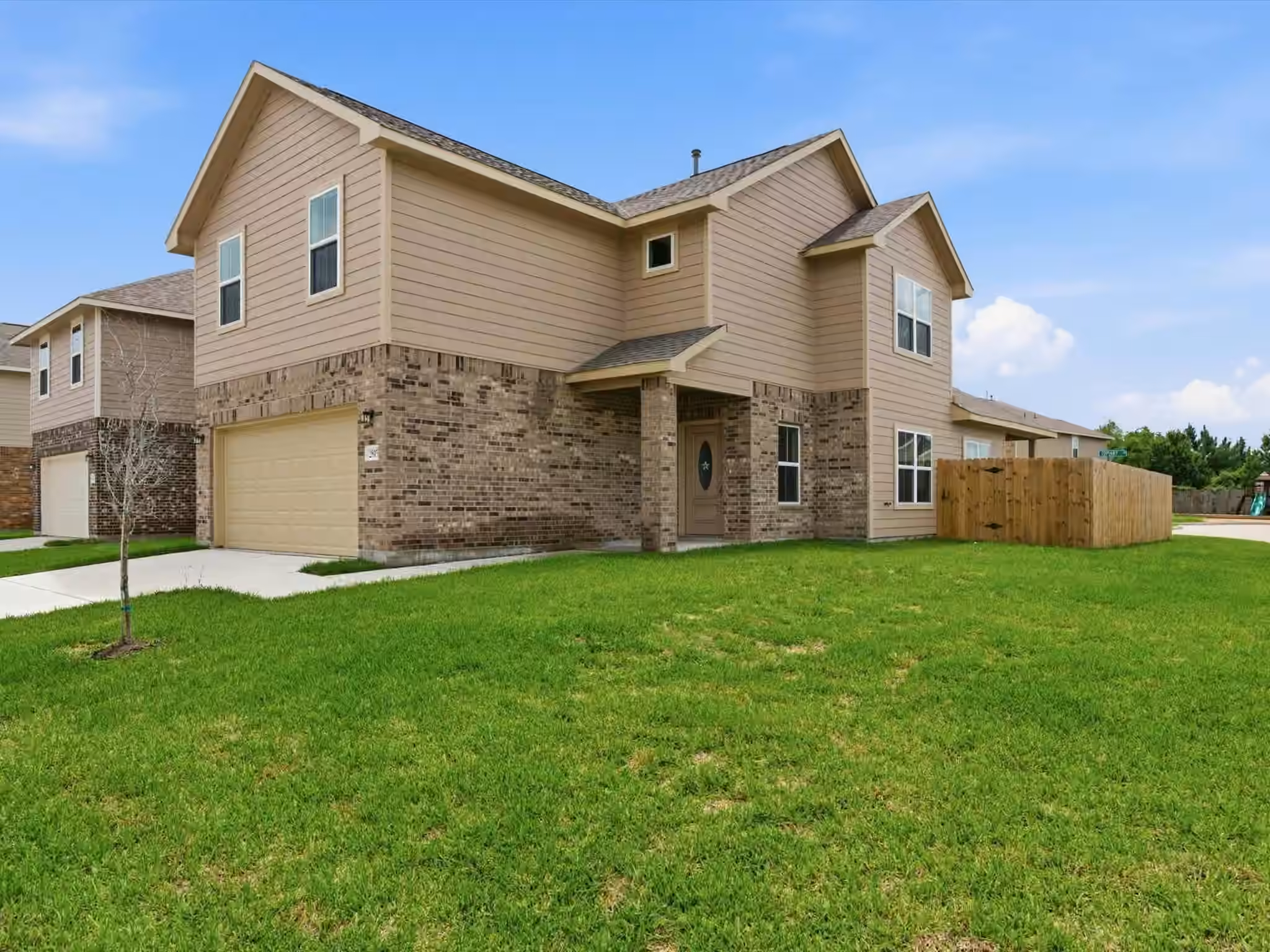 Photo 3 of 2815 Bowlin Leaf Lane, Houston, TX