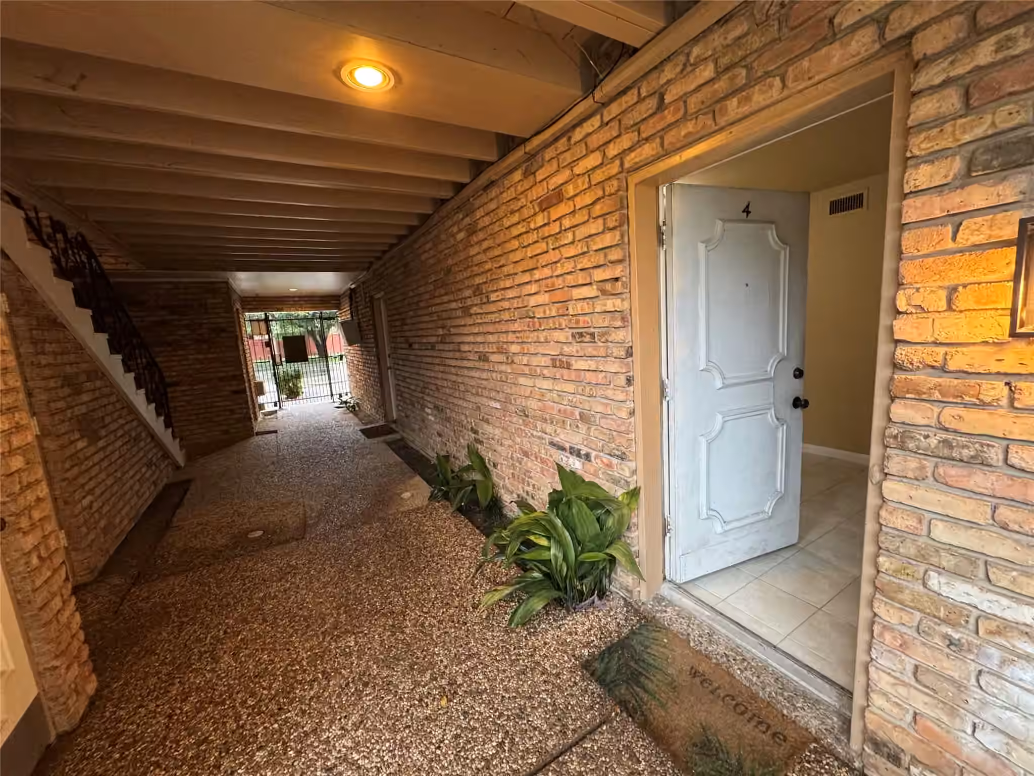 Photo of 5353 Richmond Avenue 4, Houston, TX