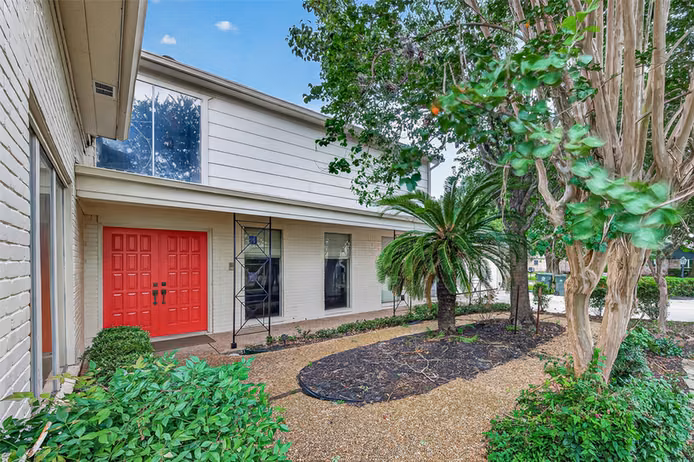 Photo of 2714 Fairway Drive, Sugar Land, TX 77478