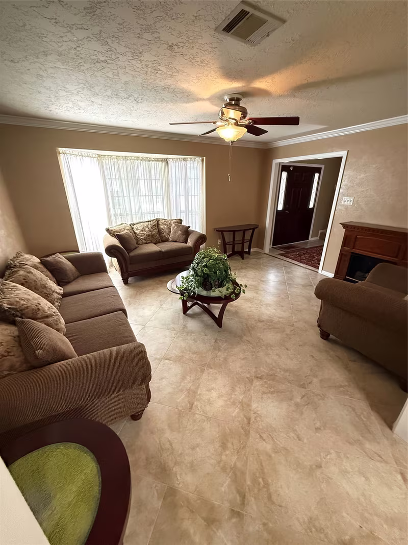 Photo 3 of 7019 Little Redwood Drive, Pasadena, TX