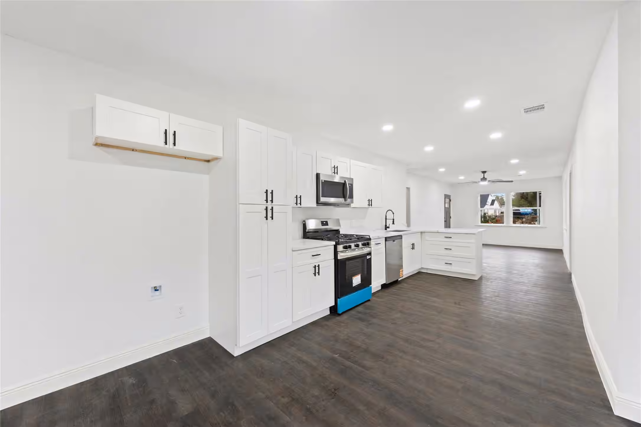 Photo 7 of 125 Bolden Street, Houston, TX