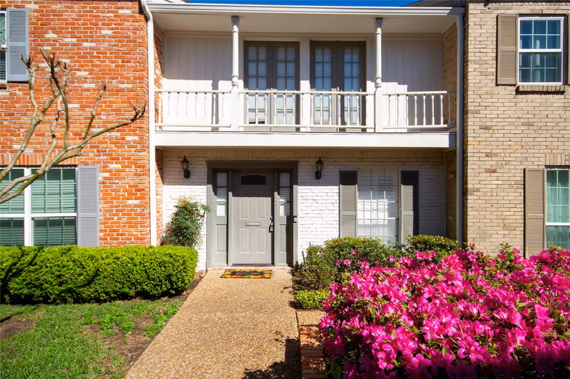 Photo of 12641 Huntingwick Drive 175, Houston, TX