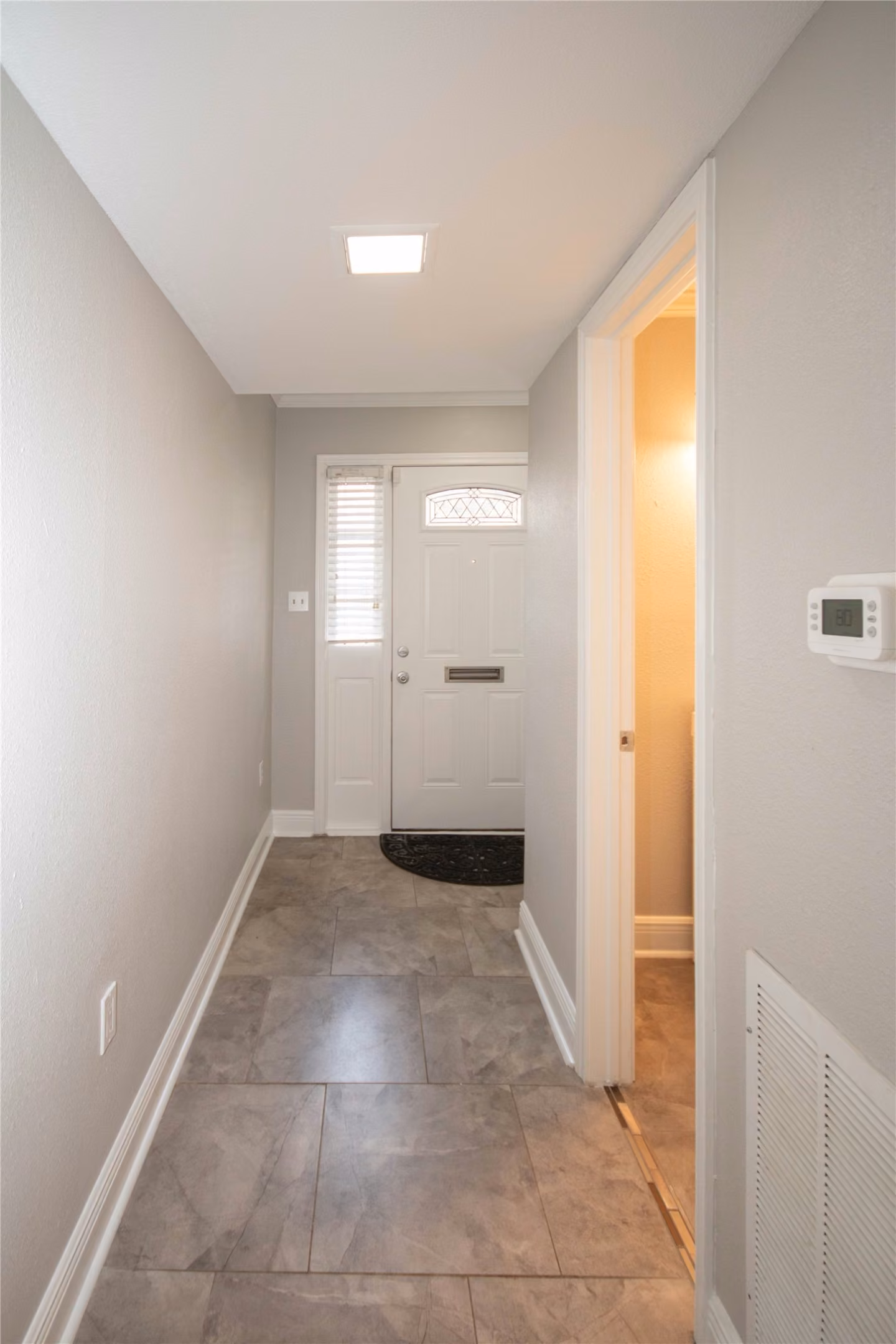 Photo 5 of 12641 Huntingwick Drive 175, Houston, TX
