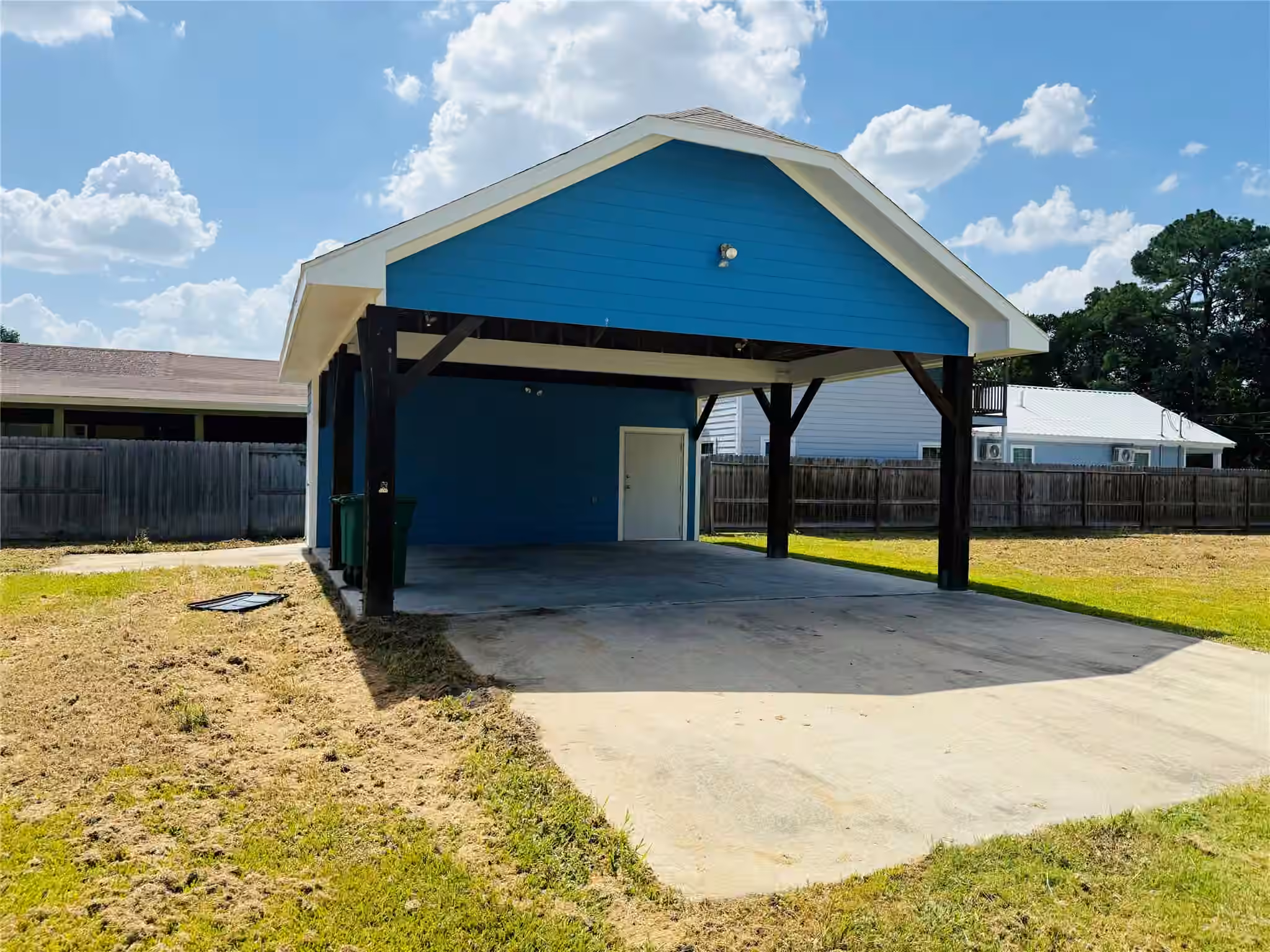 Photo 4 of 446 Zoe Street, Houston, TX