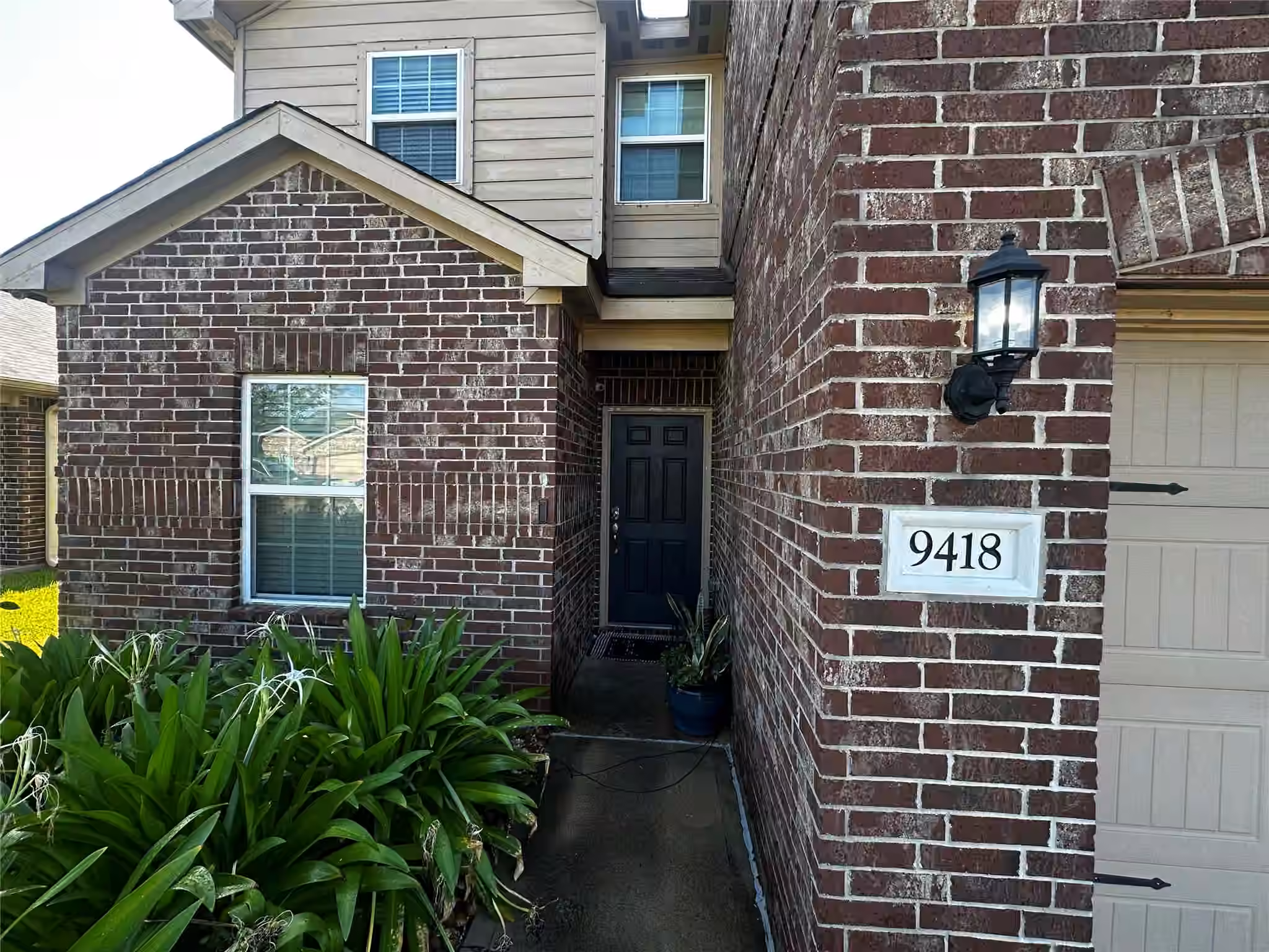 Photo 3 of 9418 Opal Gates Drive, Rosharon, TX
