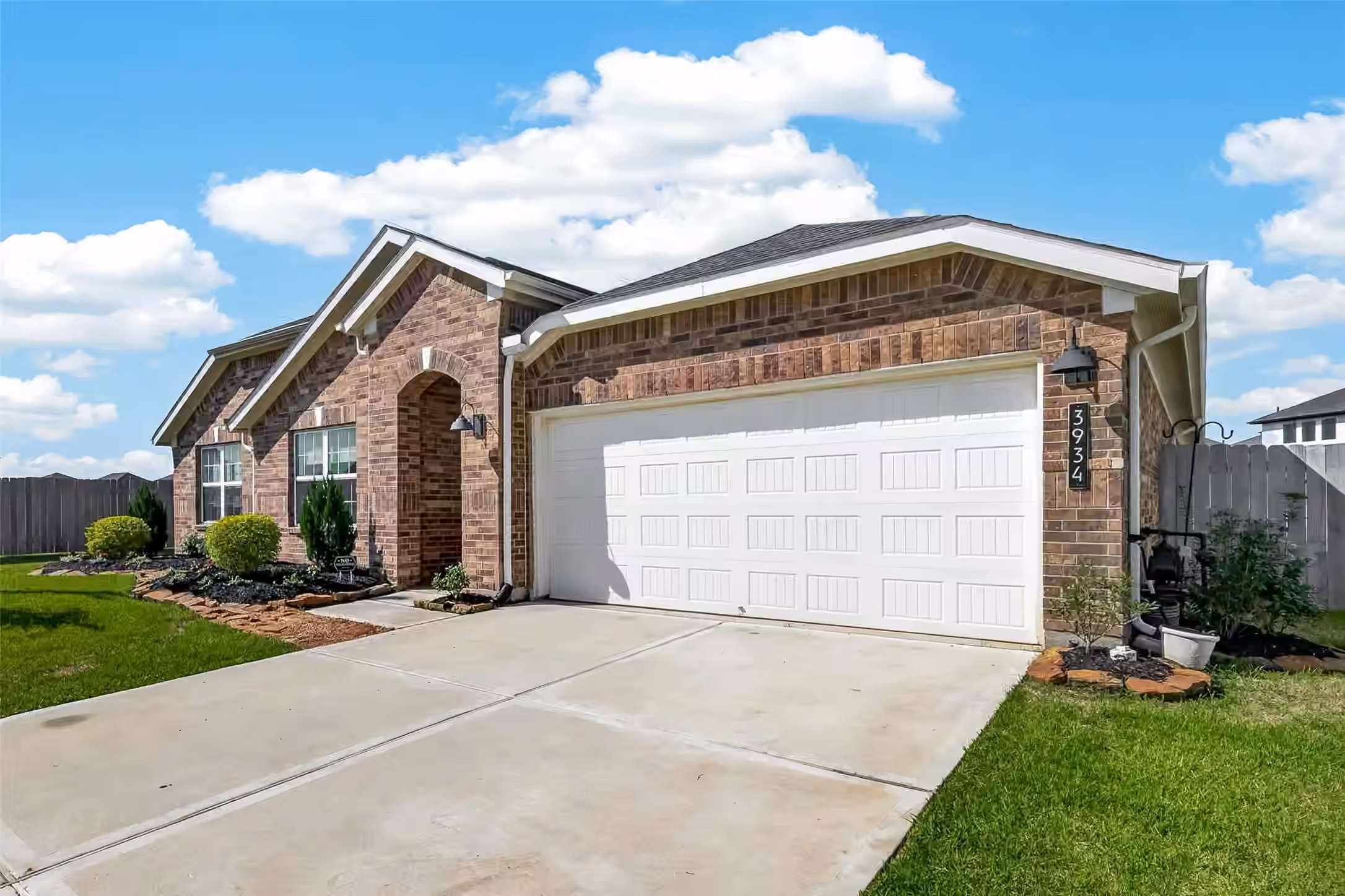 Photo 3 of 3934 Birtley Bend Way, Fulshear, TX