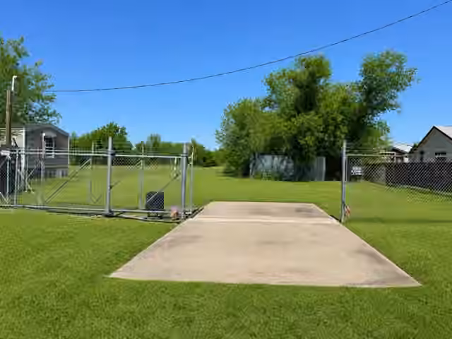 Photo of 801 Genoa Red Bluff Road, Pasadena, TX 77504