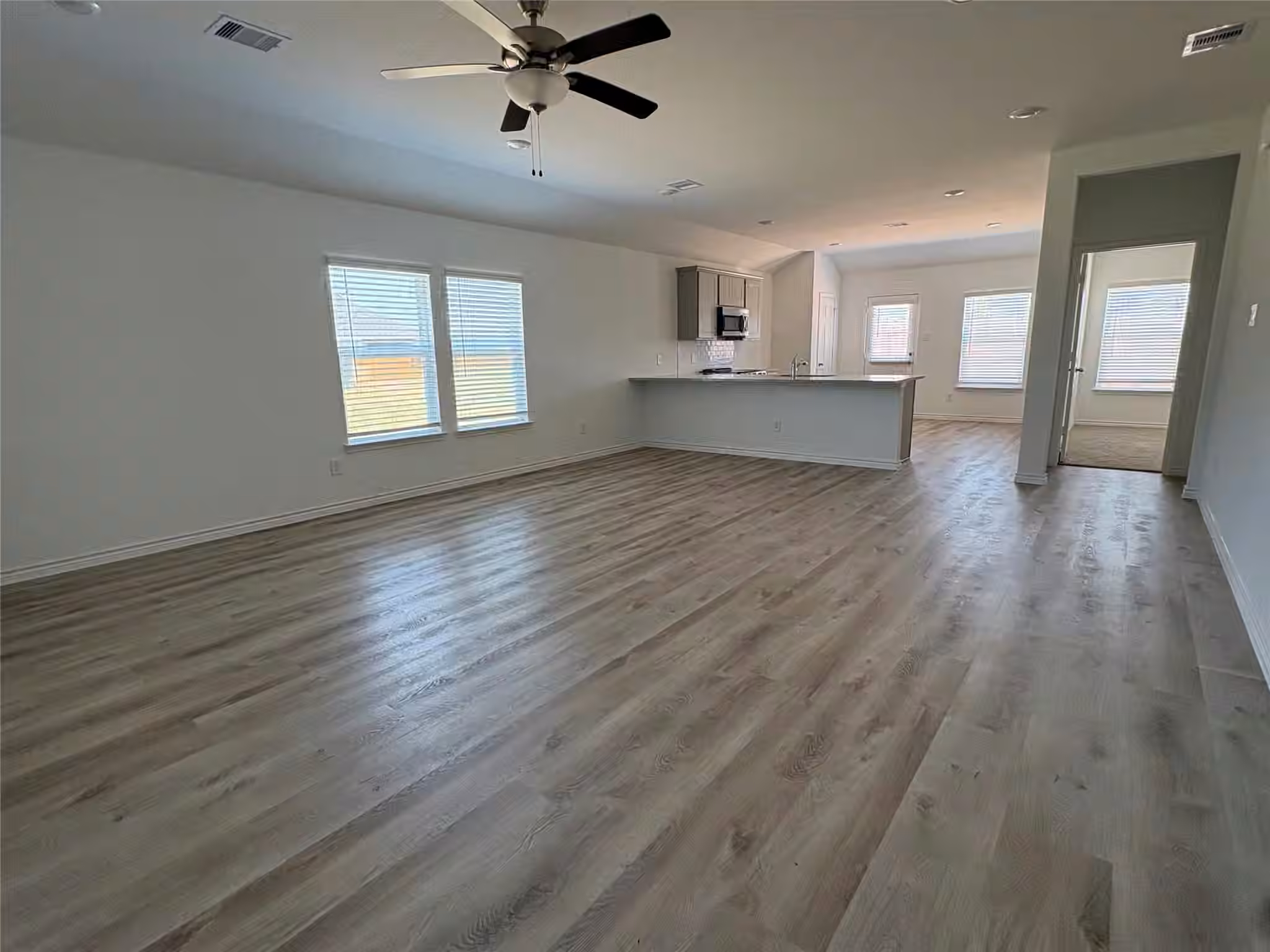 Photo 2 of 10455 Sugar Mill Drive, Conroe, TX