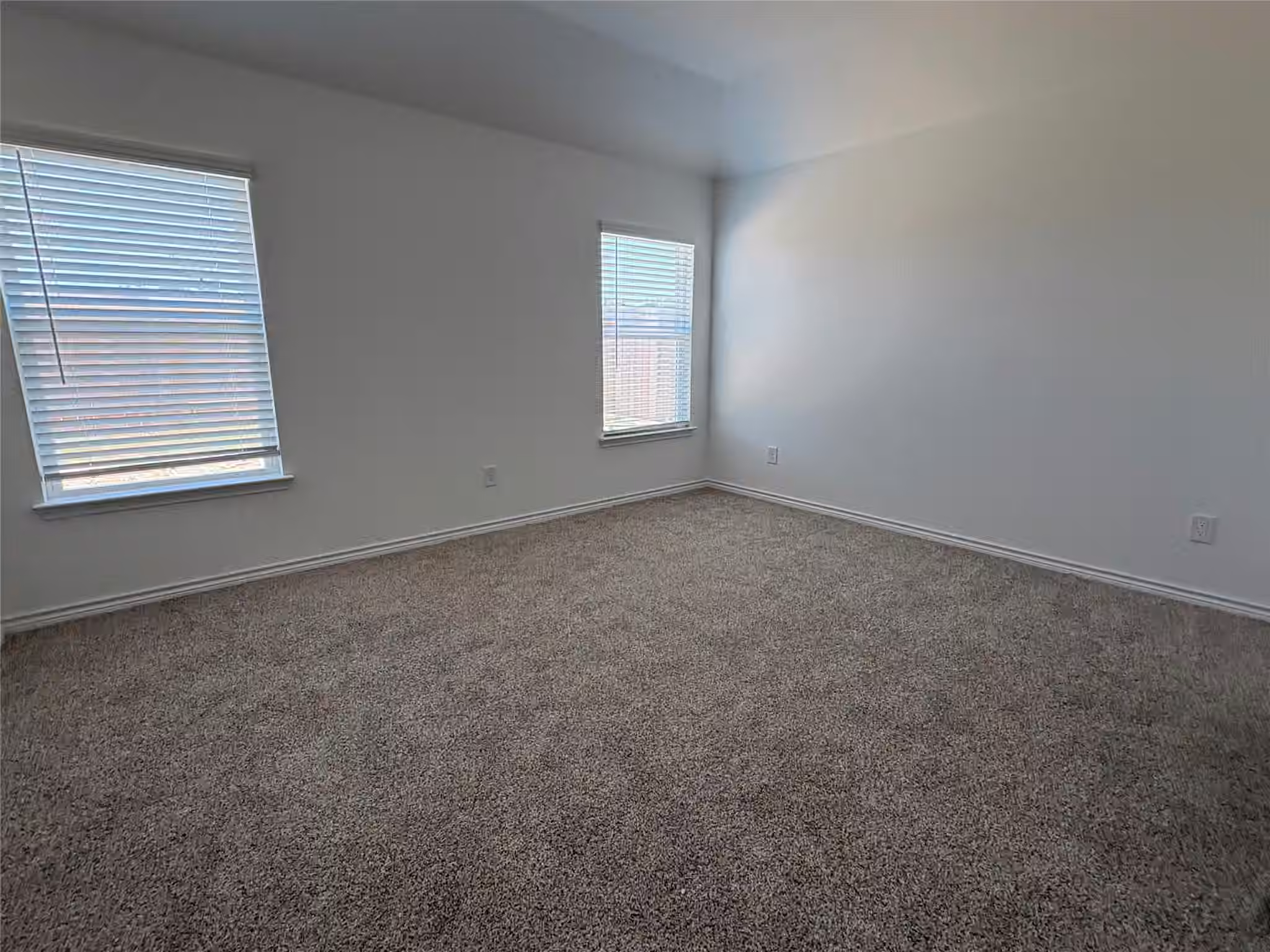 Photo 7 of 10455 Sugar Mill Drive, Conroe, TX