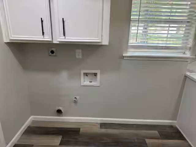 Photo 5 of 9169 Sharyn Dr, Conroe, TX