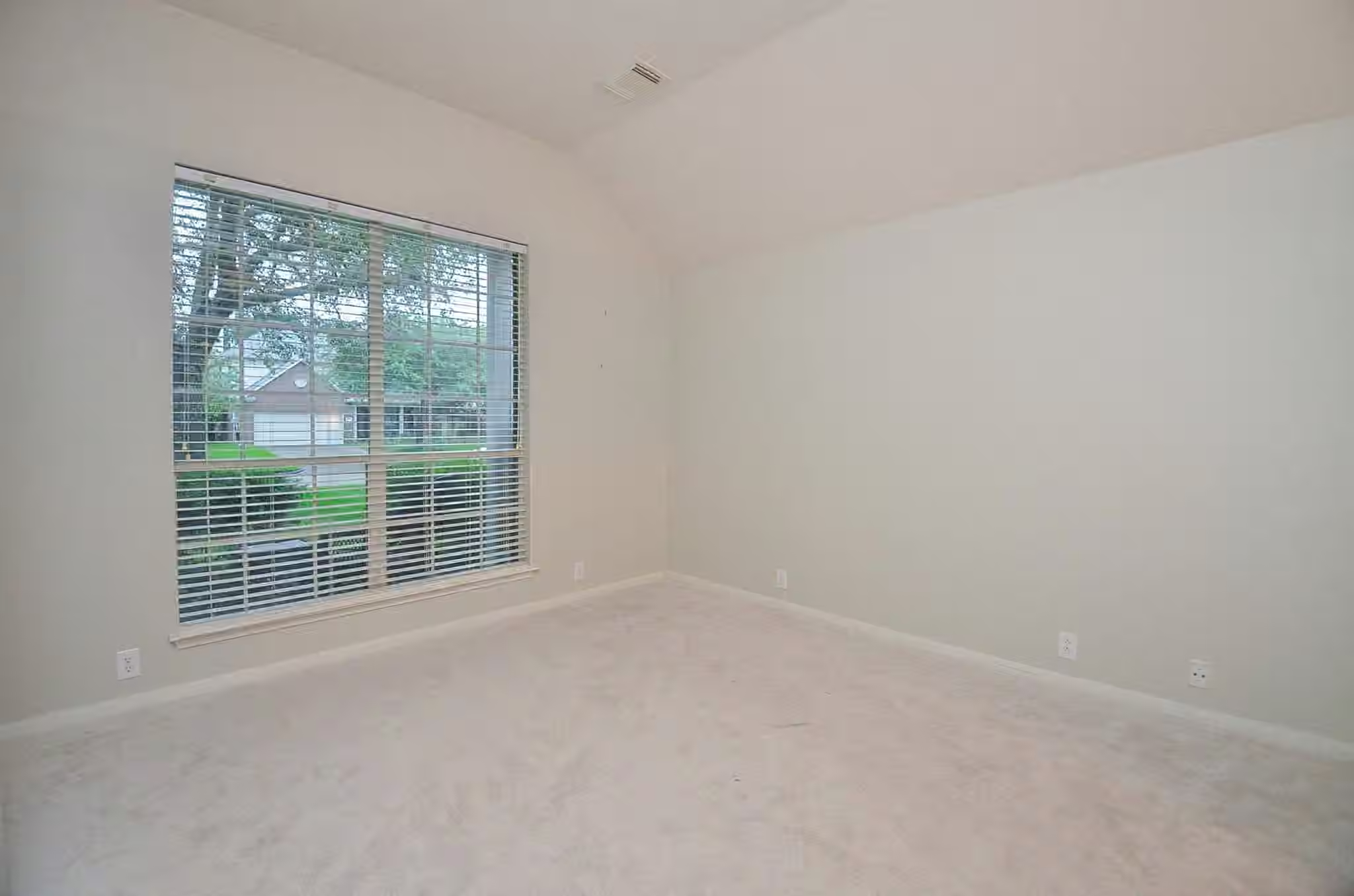 Photo 3 of 1350 Summer Terrace Drive, Sugar Land, TX