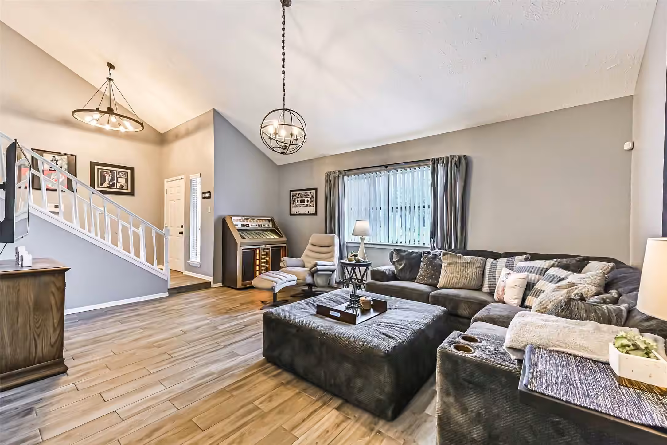 Photo of 115 Lazy Hollow Drive, League City, TX 77573