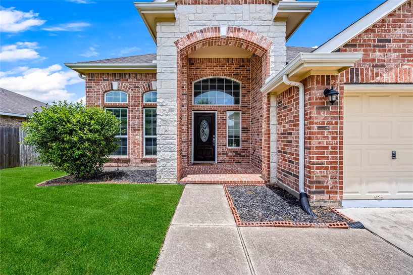 Photo 7 of 1805 Majestic Oak Drive, Pearland, TX