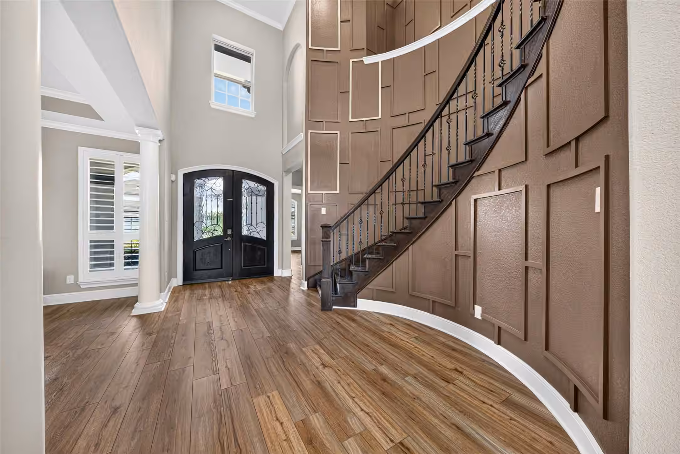Photo 4 of 5602 King Plains Creek Lane, Sugar Land, TX