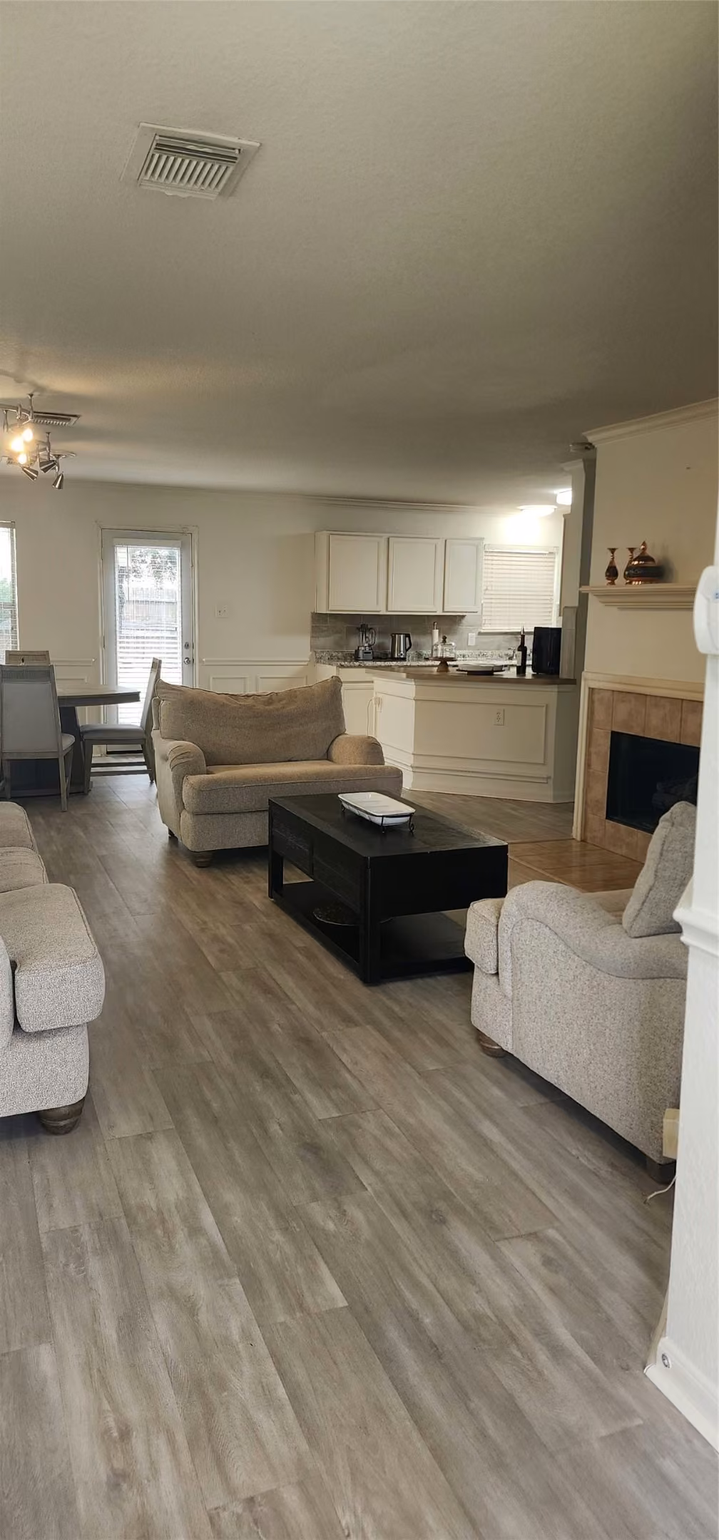 Photo 3 of 13230 Skyviewgreen Drive, Houston, TX