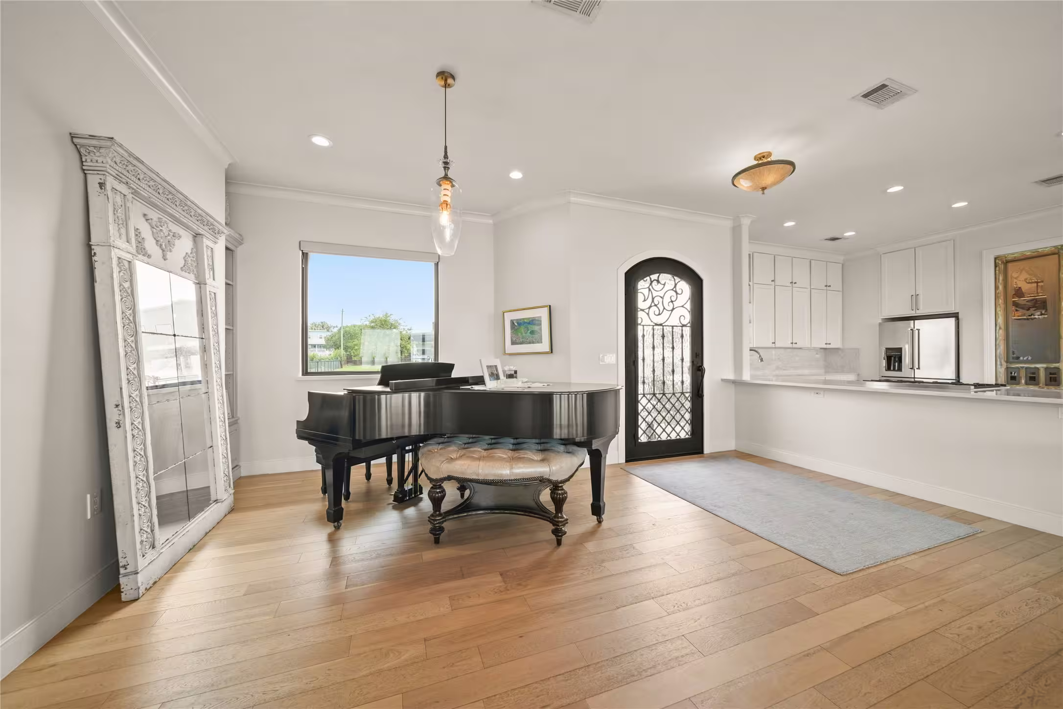 Photo 7 of 206 Avenue A, Dickinson, TX