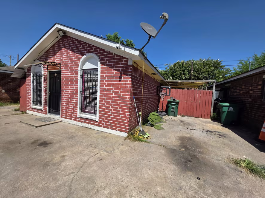 Photo 2 of 2415 W Little York Road D, Houston, TX