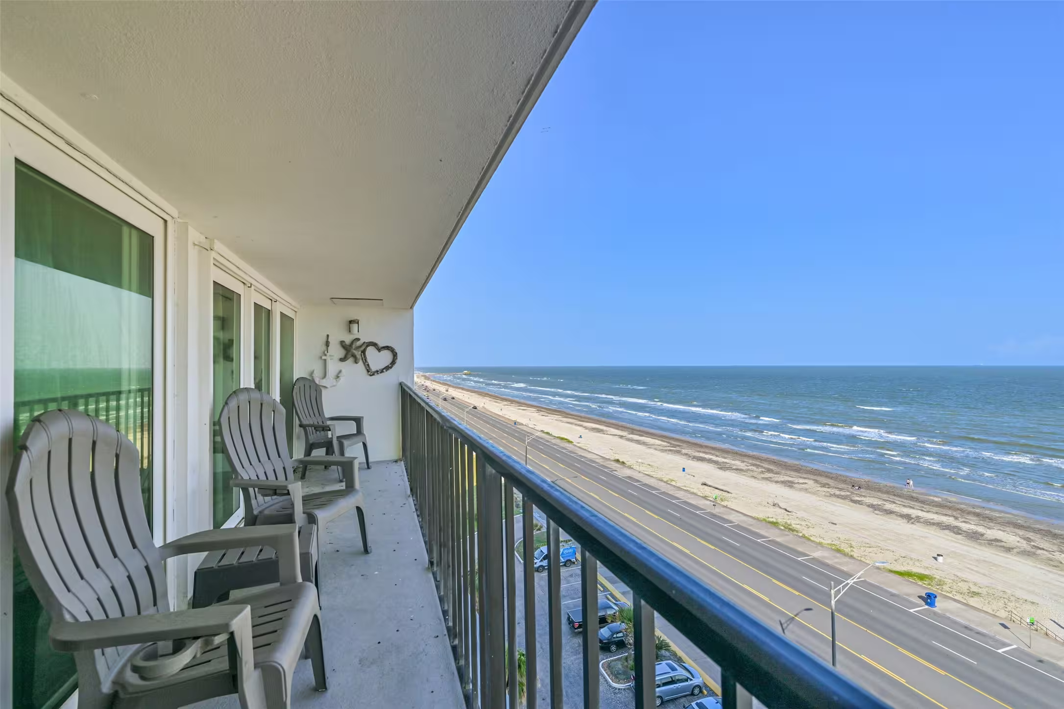 Photo 2 of 7310 Seawall Boulevard 907, Galveston, TX