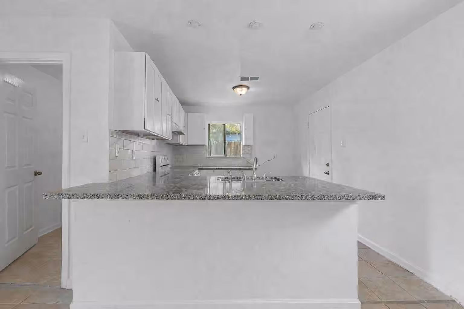 Photo 5 of 8161 Record Street, Houston, TX
