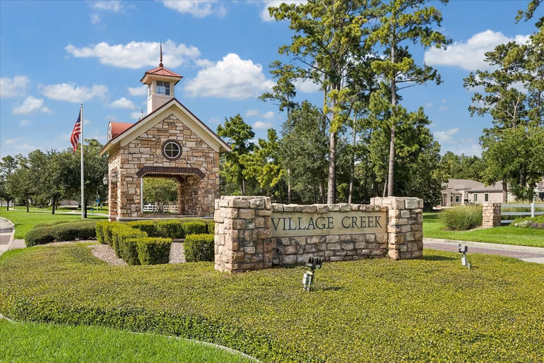 Photo 2 of 12847 Magic Falls Drive, Tomball, TX