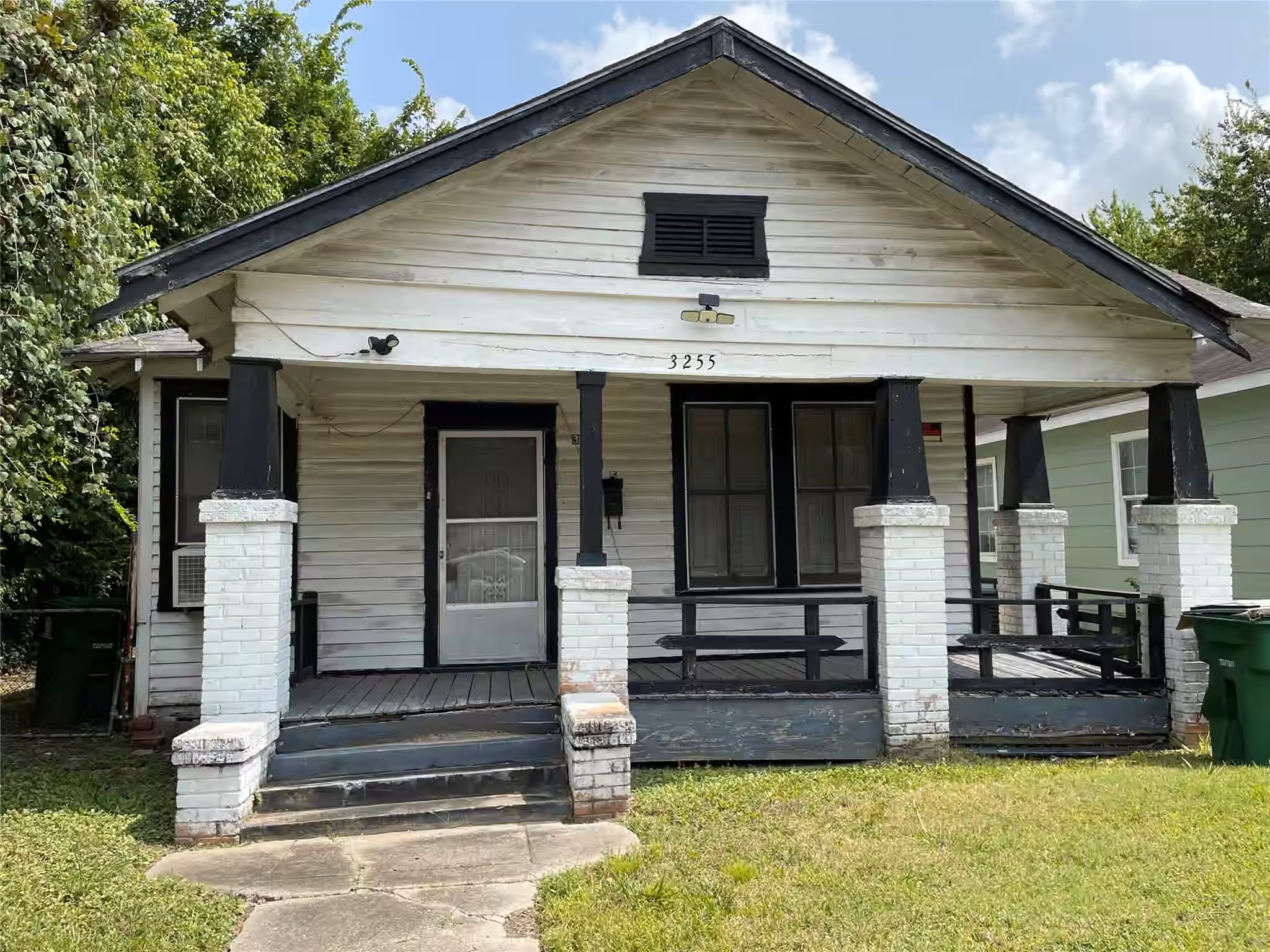 Photo of 3255 Reeves Street, Houston, TX
