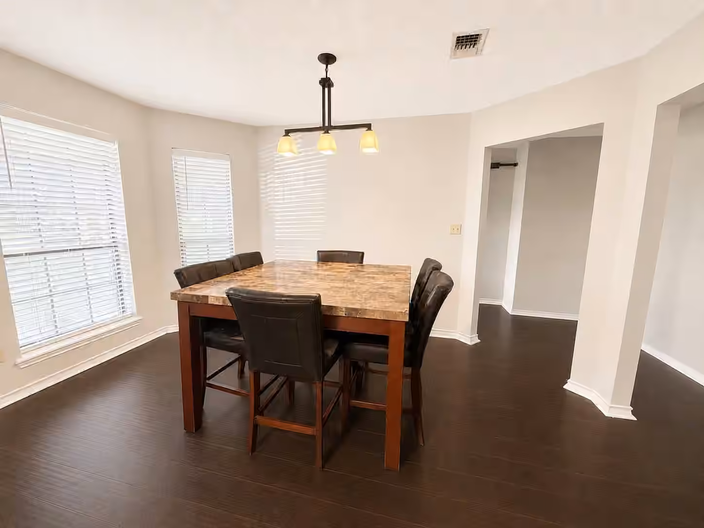Photo 5 of 809 John Albert Dr, East Bernard, TX