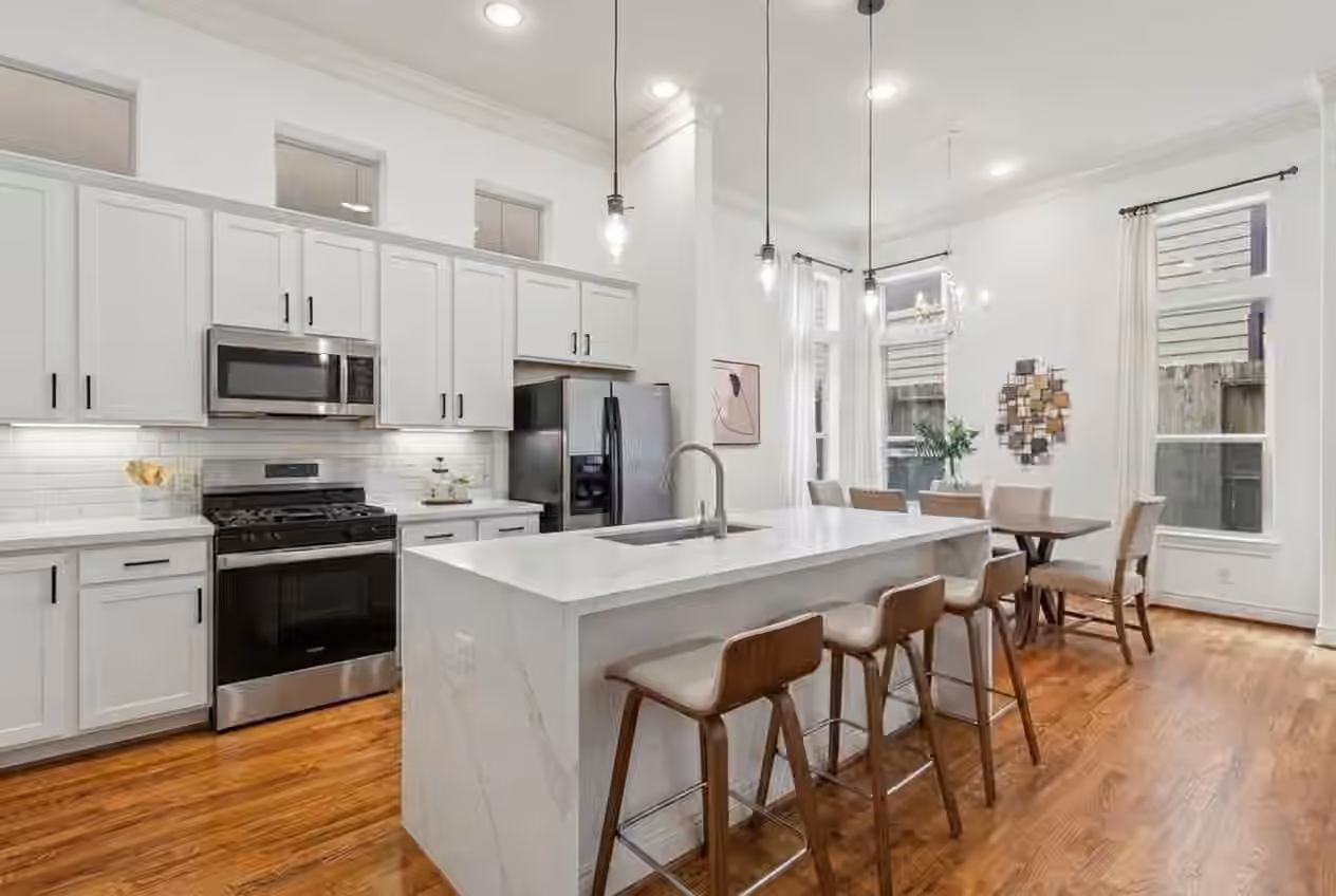 Photo 4 of 2823 Sherwin Street, Houston, TX