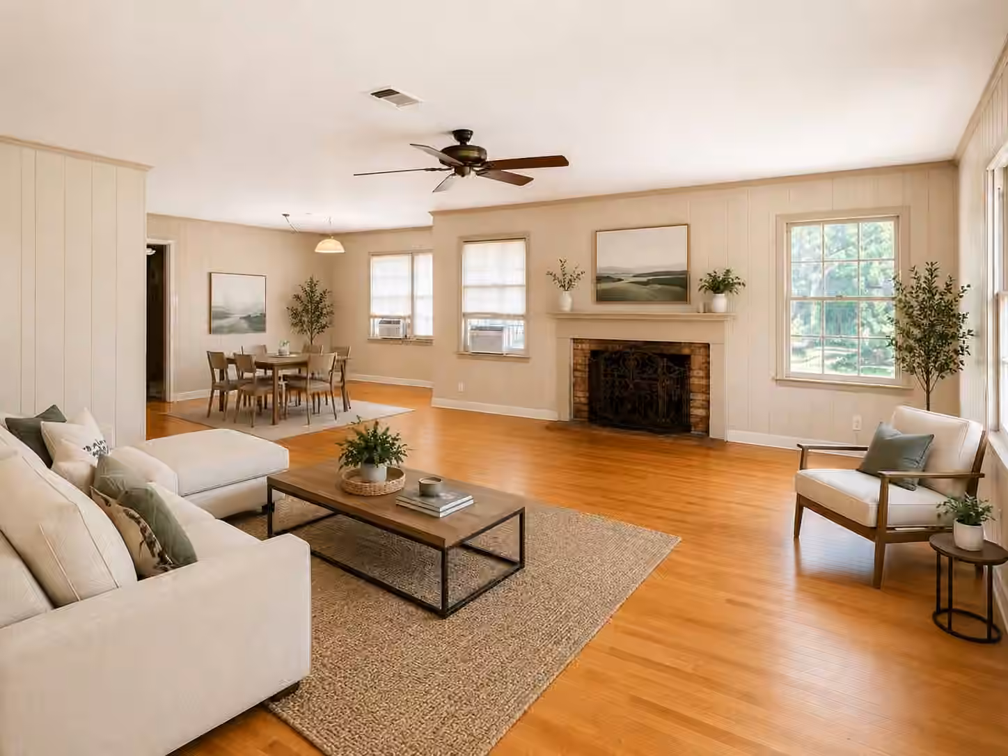 Photo 3 of 131 Daisy Street, Lake Jackson, TX